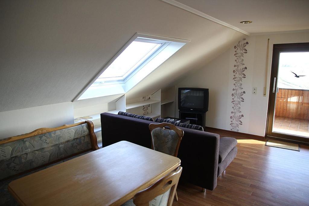 Ferienwohnung Panoramaweg Sohren エクステリア 写真